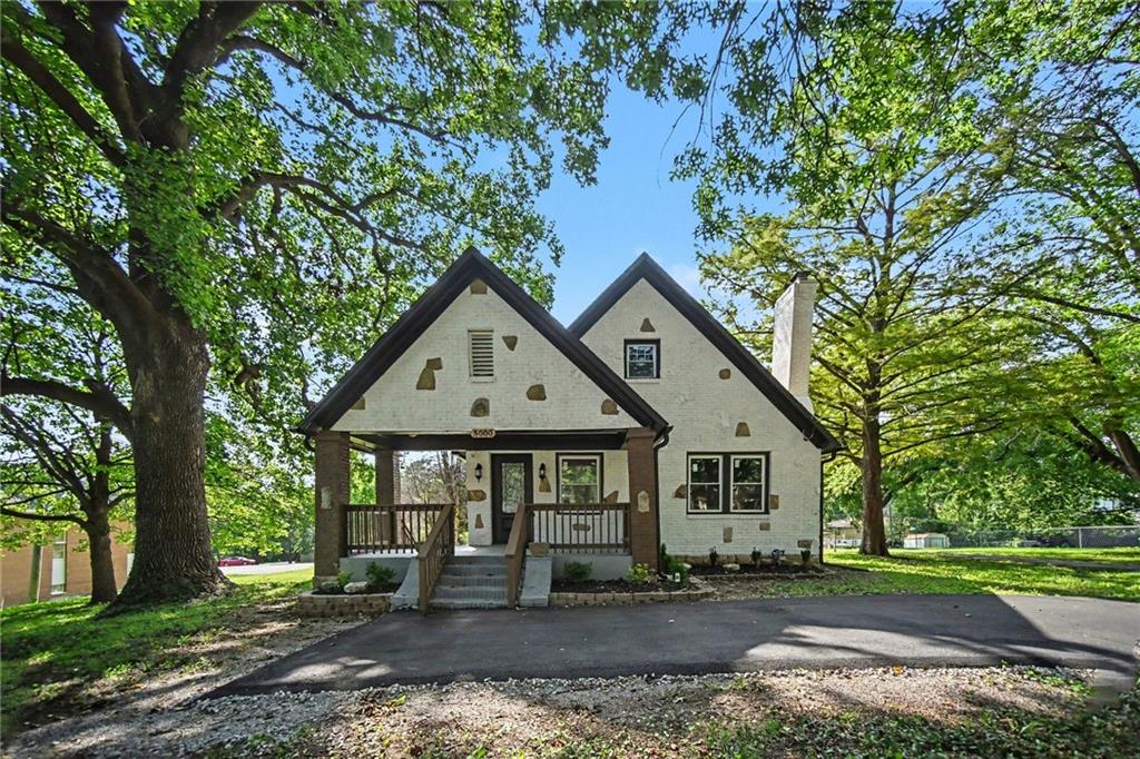 1st image of 5000 Blue Ridge Blvd, Kansas City, MO 64133 | MLS# 2636628