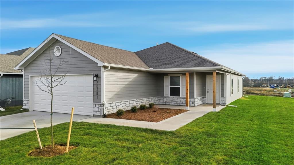 1st image of 20300 W 195th St, Spring Hill, KS 66083 | MLS# 2636636