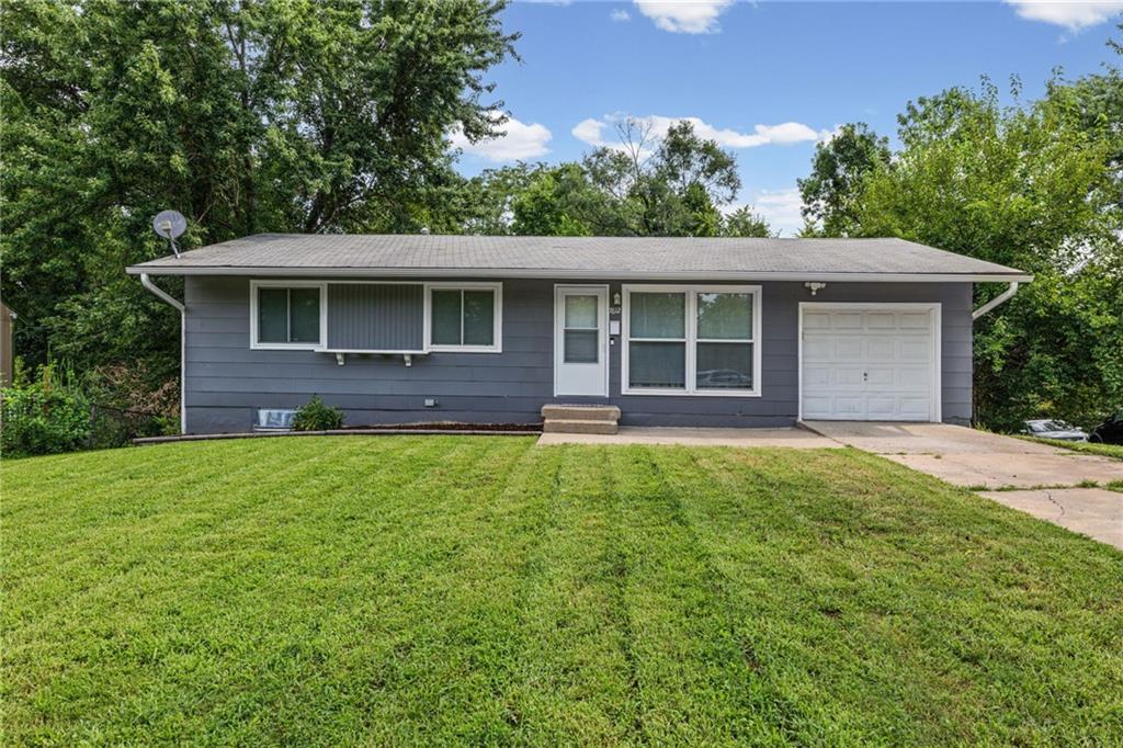 1st image of 7612 E 51st Ter, Kansas City, MO 64129 | MLS# 2636655