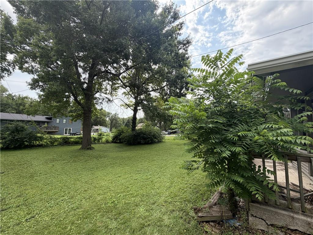 28th image of 401 E 90th Ter, Kansas City, MO 64131 | MLS# 2636657