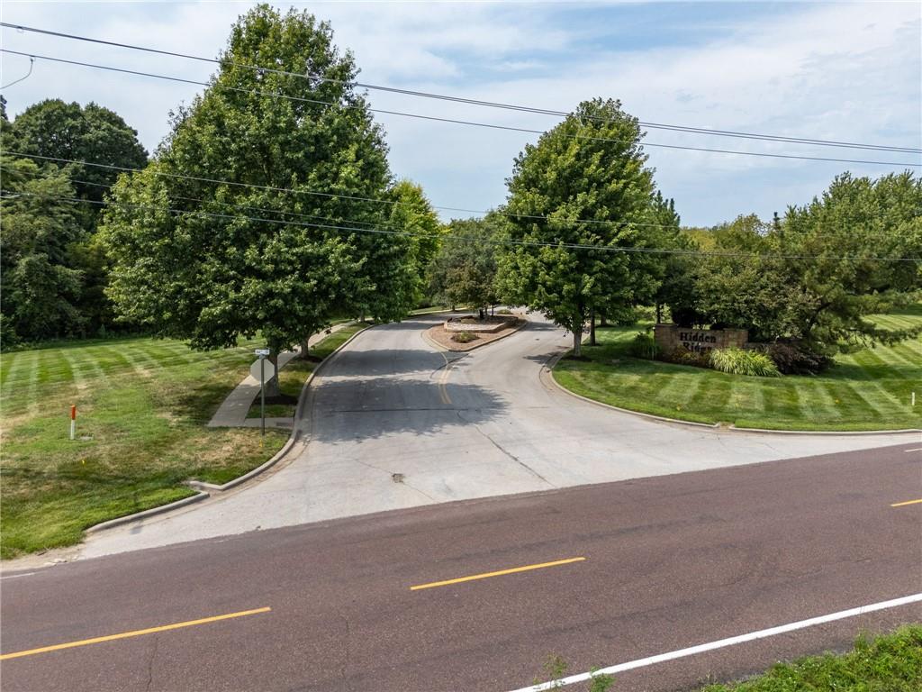 4th image of 16631 Ruby Ct, Basehor, KS 66007 | MLS# 2636667