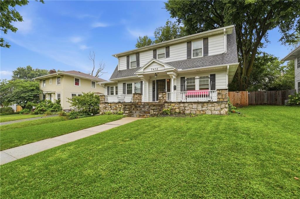 2nd image of 7432 Jarboe St, Kansas City, MO 64114 | MLS# 2636690