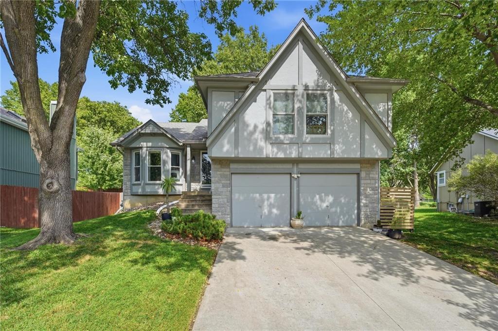 1st image of 1004 N Keeler St, Olathe, KS 66061 | MLS# 2636698