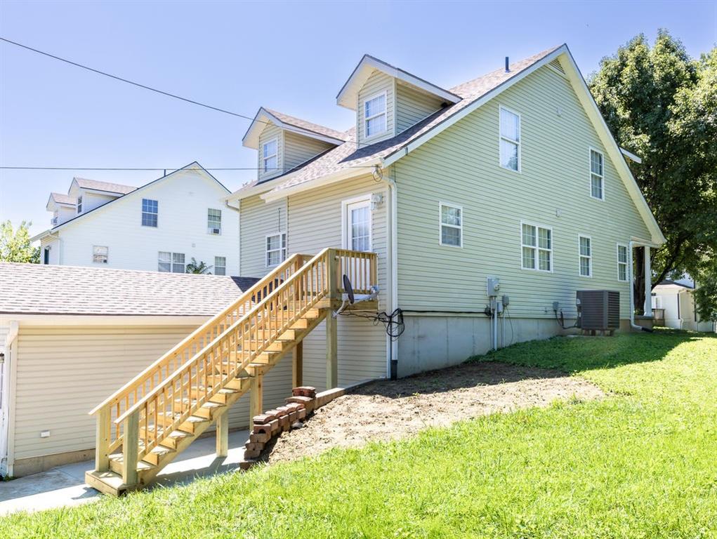 22nd image of 811 Powell St, Saint Joseph, MO 64501 | MLS# 2636723