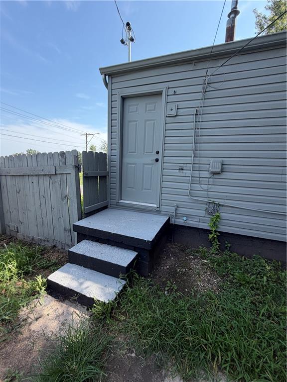 16th image of 1920 E 84th Ter, Kansas City, MO 64132 | MLS# 2636726