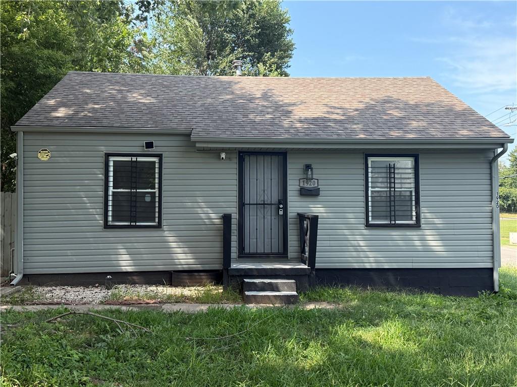 1st image of 1920 E 84th Ter, Kansas City, MO 64132 | MLS# 2636726