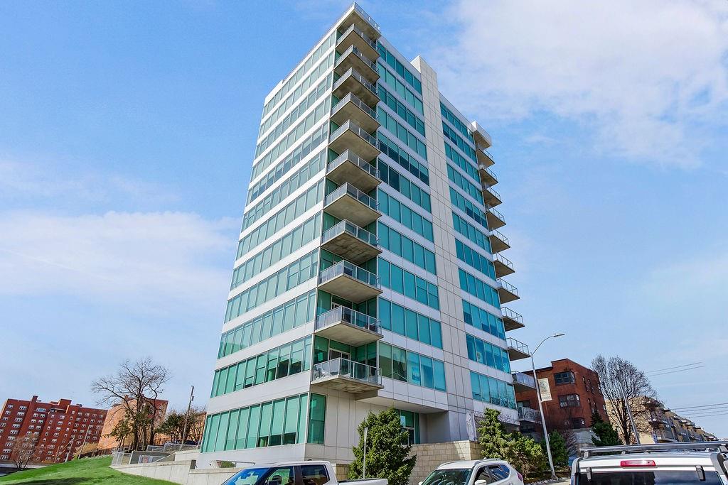 2nd image of 4646 Broadway Blvd #3S, Kansas City, MO 64112 | MLS# 2636730