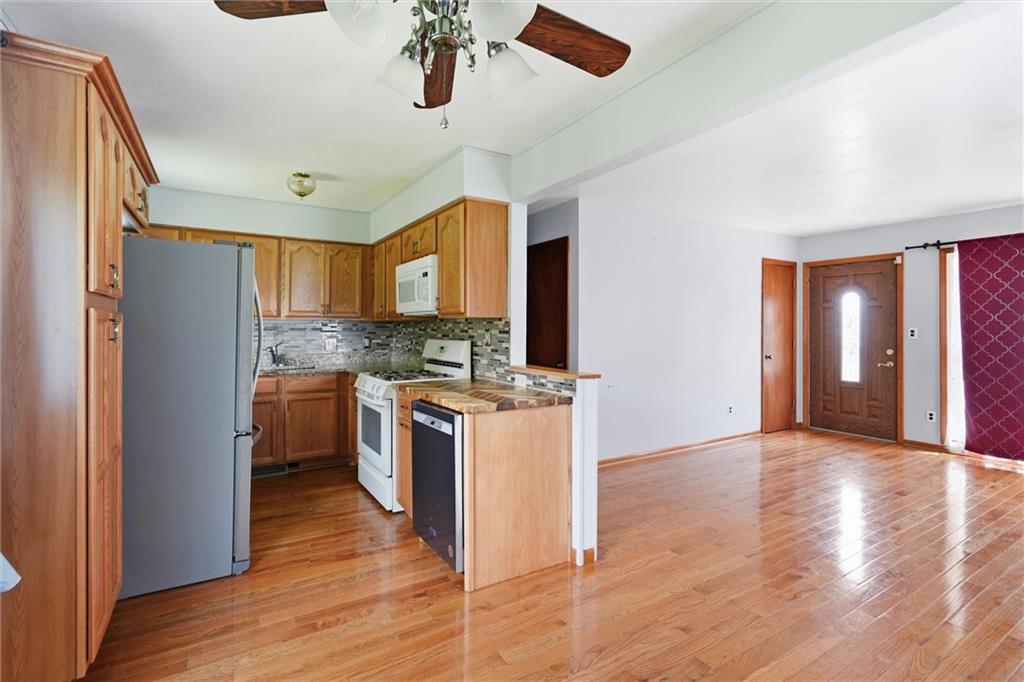 5th image of 3106 N Union St, Independence, MO 64050 | MLS# 2636735