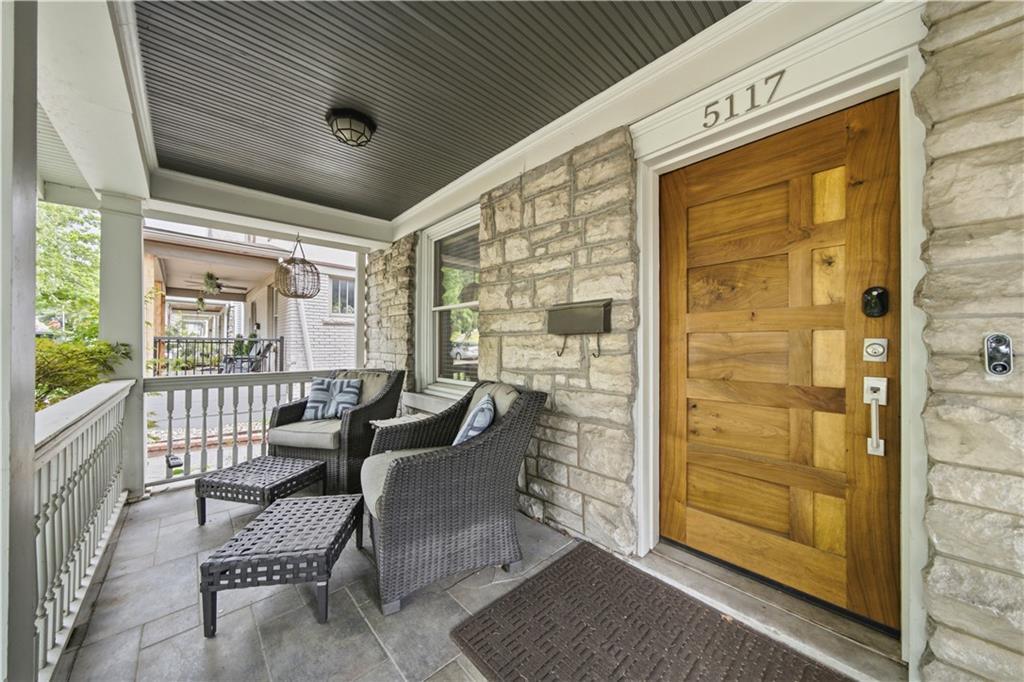 2nd image of 5117 Walnut St, Kansas City, MO 64112 | MLS# 2636756
