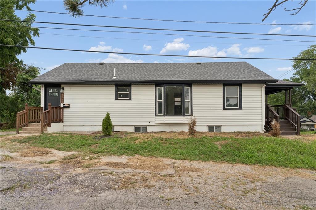3rd image of 2010 N 27Th St, Kansas City, KS 66104 | MLS# 2636766