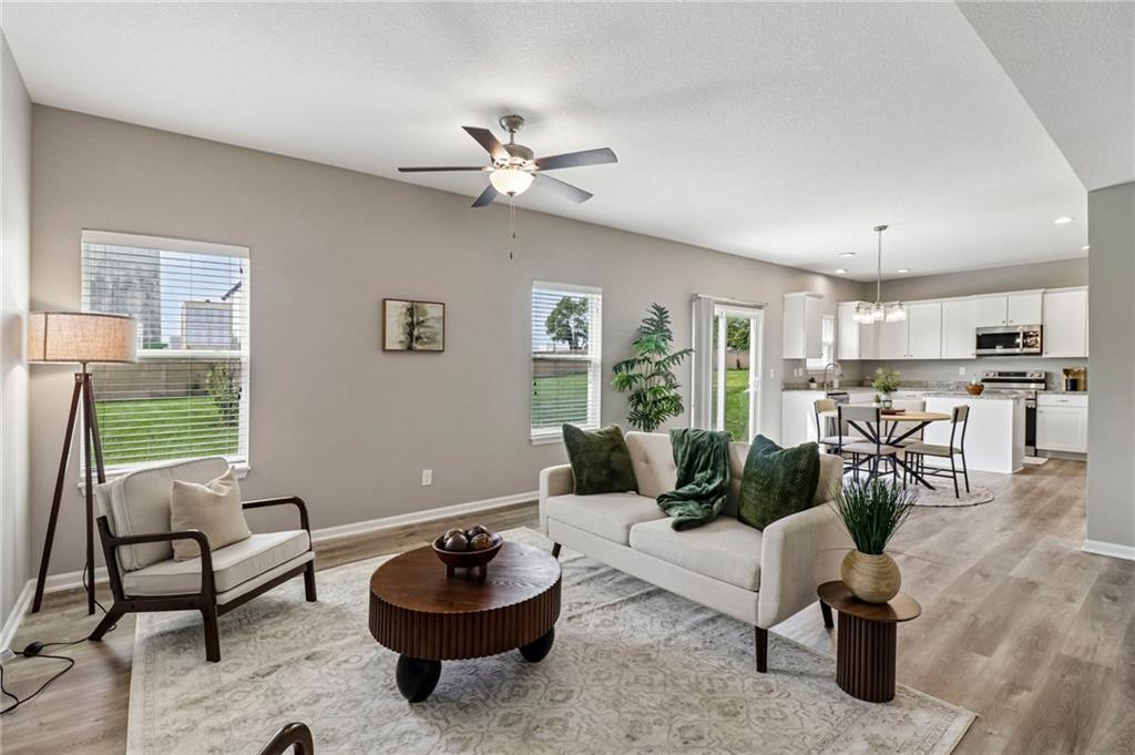 4th image of 1705 Nw Hilltop Ct, Grain Valley, MO 64029 | MLS# 2636778
