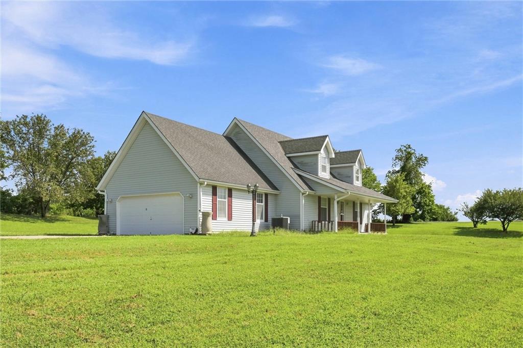 2nd image of 33405 E Oak Hill School Rd, Oak Grove, MO 64075 | MLS# 2636790