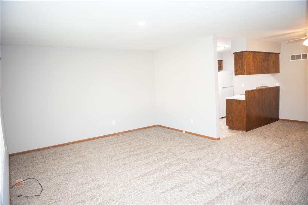 4th image of 9805 View High Dr, Kansas City, MO 64134 | MLS# 2636791