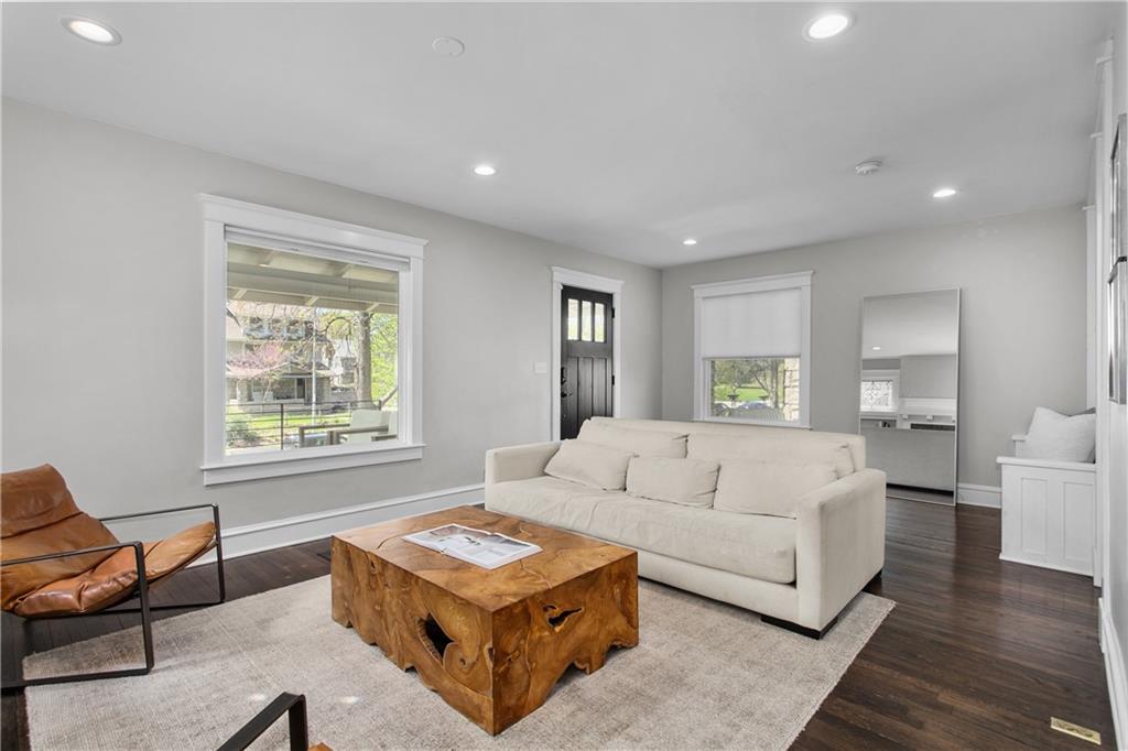 5th image of 3011 Campbell St, Kansas City, MO 64109 | MLS# 2636794