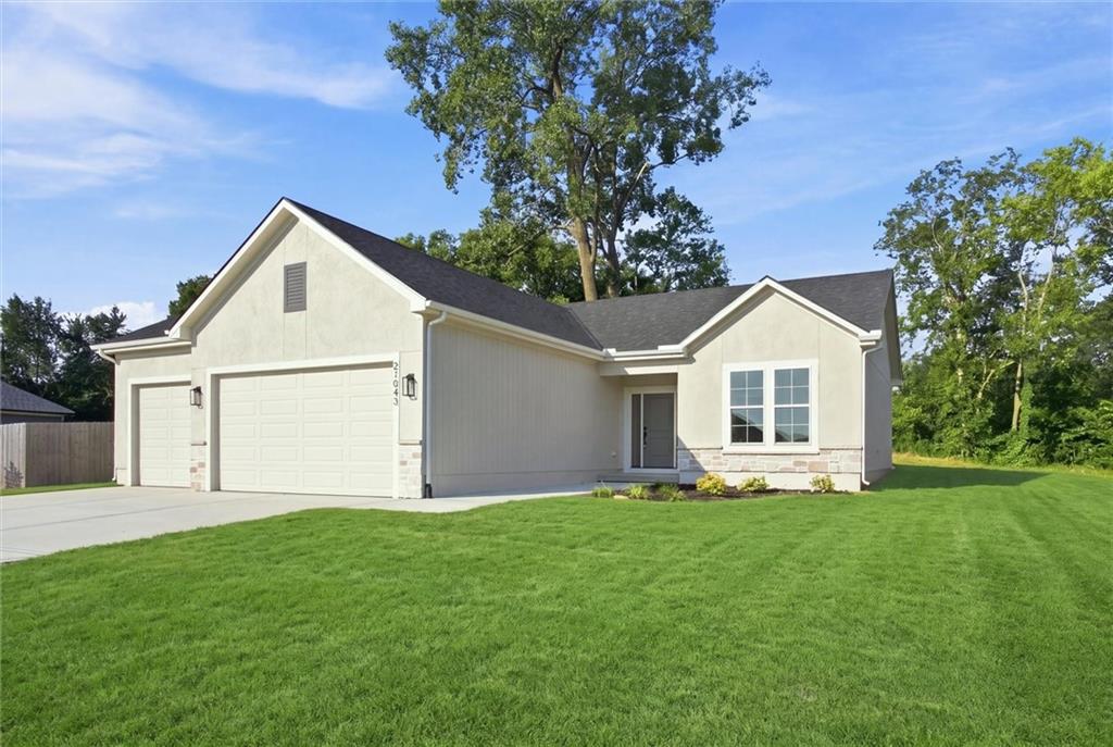 2nd image of 21043 S 225th St, Spring Hill, KS 66083 | MLS# 2636807