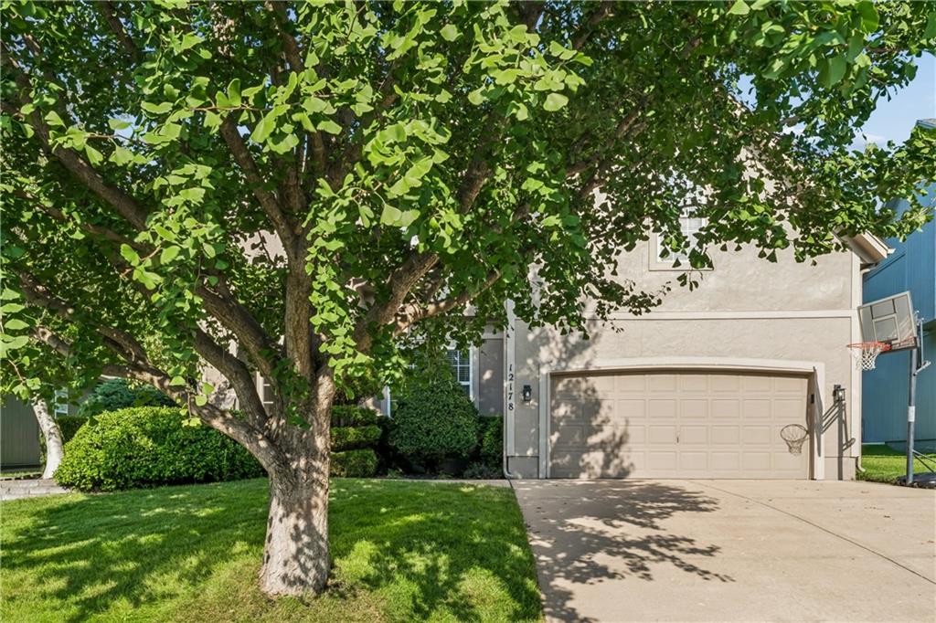 2nd image of 12178 S Prairie Creek Pkwy, Olathe, KS 66061 | MLS# 2636813