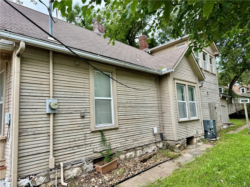 3rd image of 2516 W 43Rd Ave, Kansas City, KS 66103 | MLS# 2636827