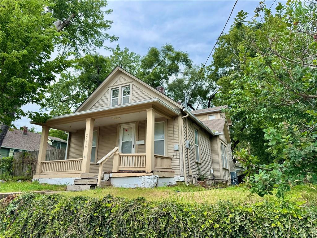 2nd image of 2516 W 43rd Ave, Kansas City, KS 66103 | MLS# 2636827