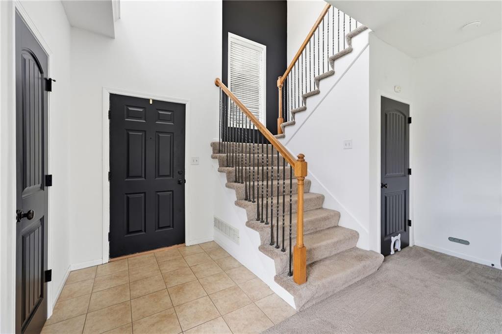 4th image of 16912 Summit Dr, Belton, MO 64012 | MLS# 2636830