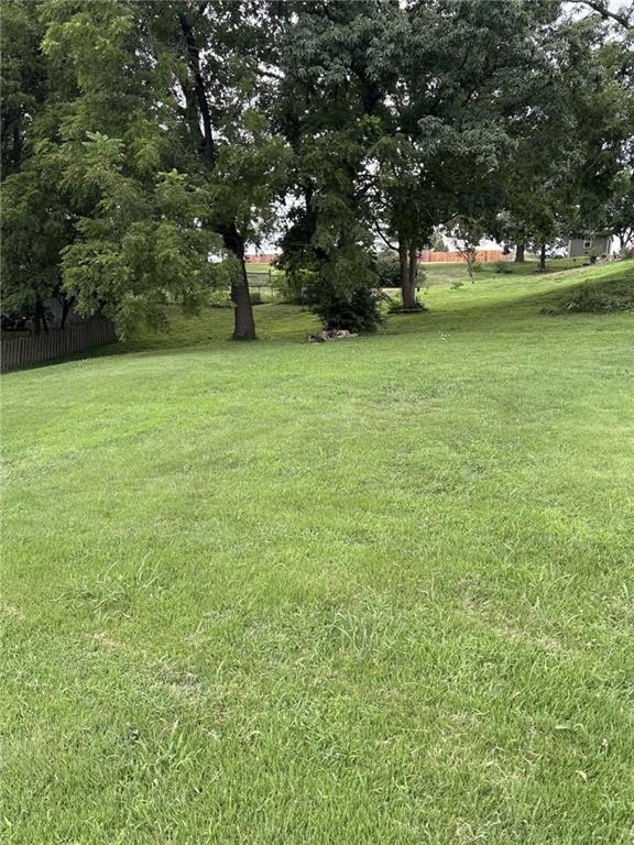 1st image of 1819 Nw 50th St St, Kansas City, MO 64151 | MLS# 2636832