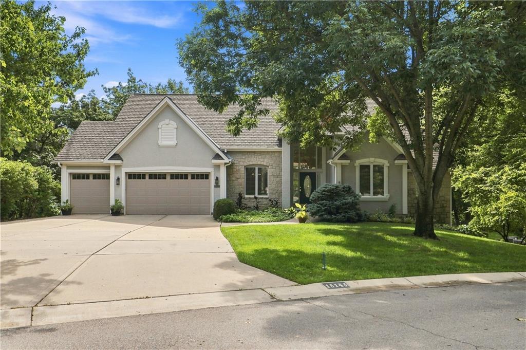 1st image of 15145 Pawnee Cir, Overland Park, KS 66224 | MLS# 2636833