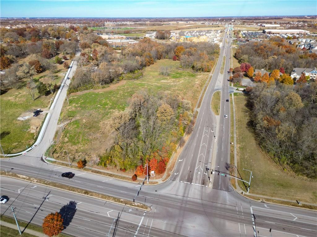5th image of 8500 N Baughman Rd, Kansas City, MO 64154 | MLS# 2636851