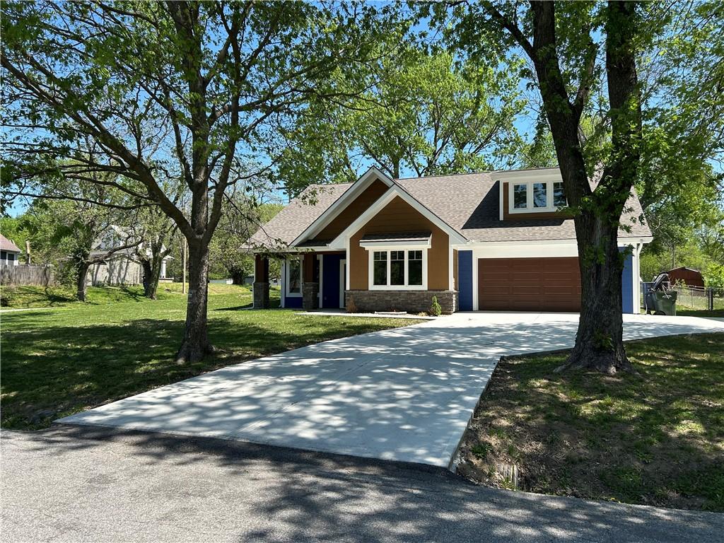 3rd image of 920 N 14Th St, Leavenworth, KS 66048 | MLS# 2636870
