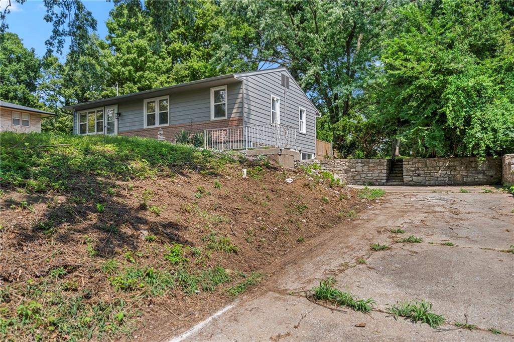 31st image of 4209 Arlington Ave, Kansas City, MO 64133 | MLS# 2636914