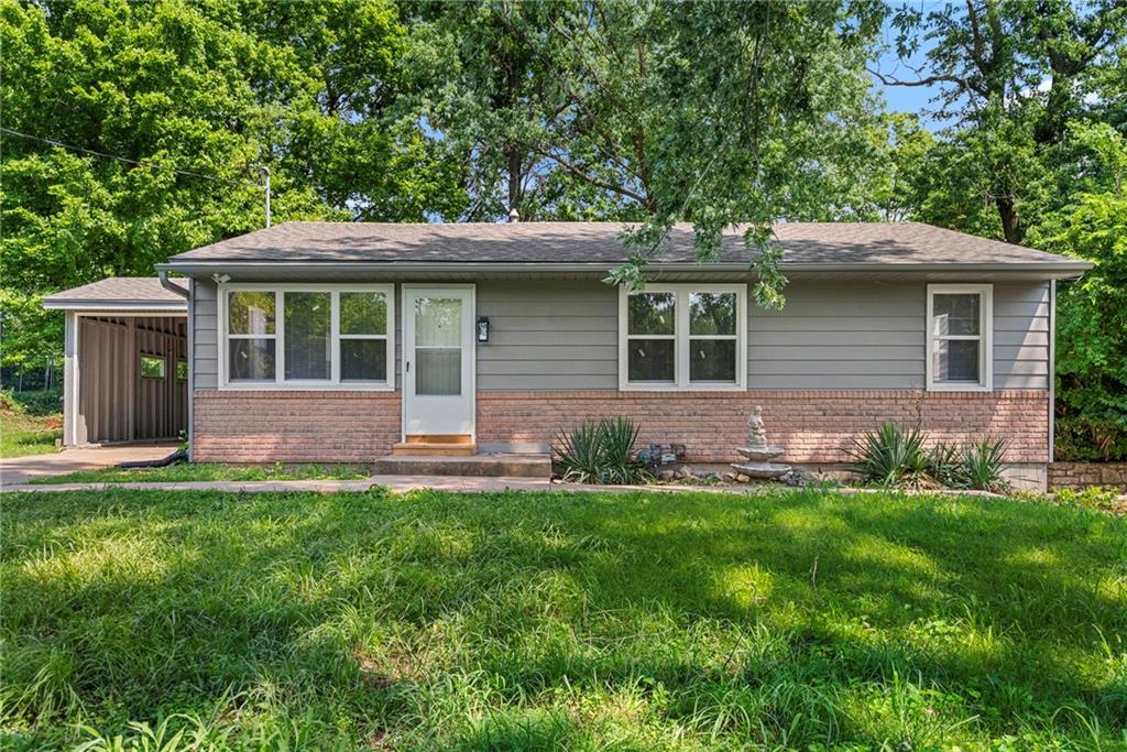1st image of 4209 Arlington Ave, Kansas City, MO 64133 | MLS# 2636914