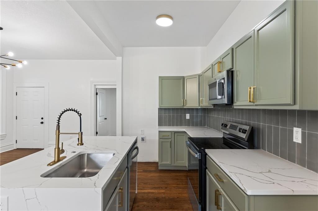 33rd image of 424 Olive St, Kansas City, MO 64124 | MLS# 2636919