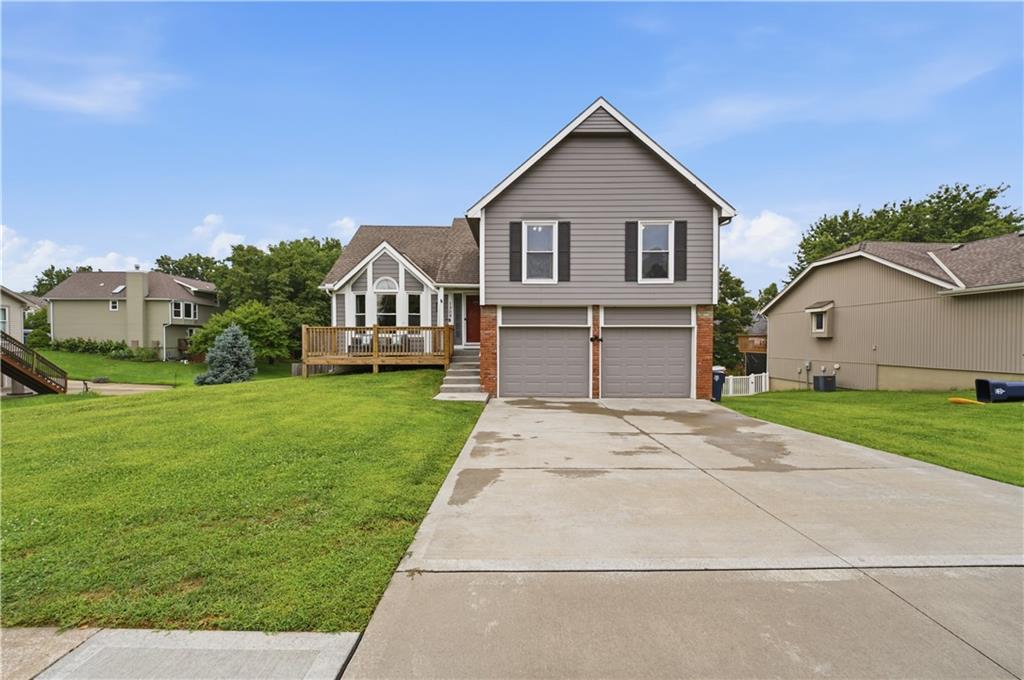 1st image of 1309 Ne Chowning Dr, Kansas City, MO 64155 | MLS# 2636943