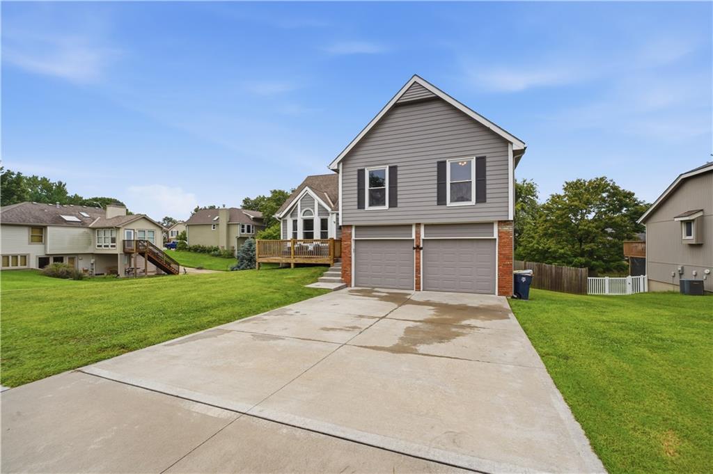 2nd image of 1309 Ne Chowning Dr, Kansas City, MO 64155 | MLS# 2636943