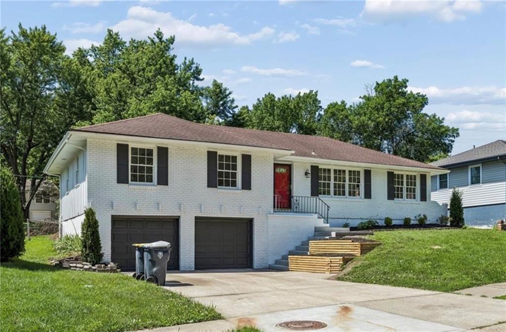 2nd image of 7509 E 100th St, Kansas City, MO 64134 | MLS# 2636944