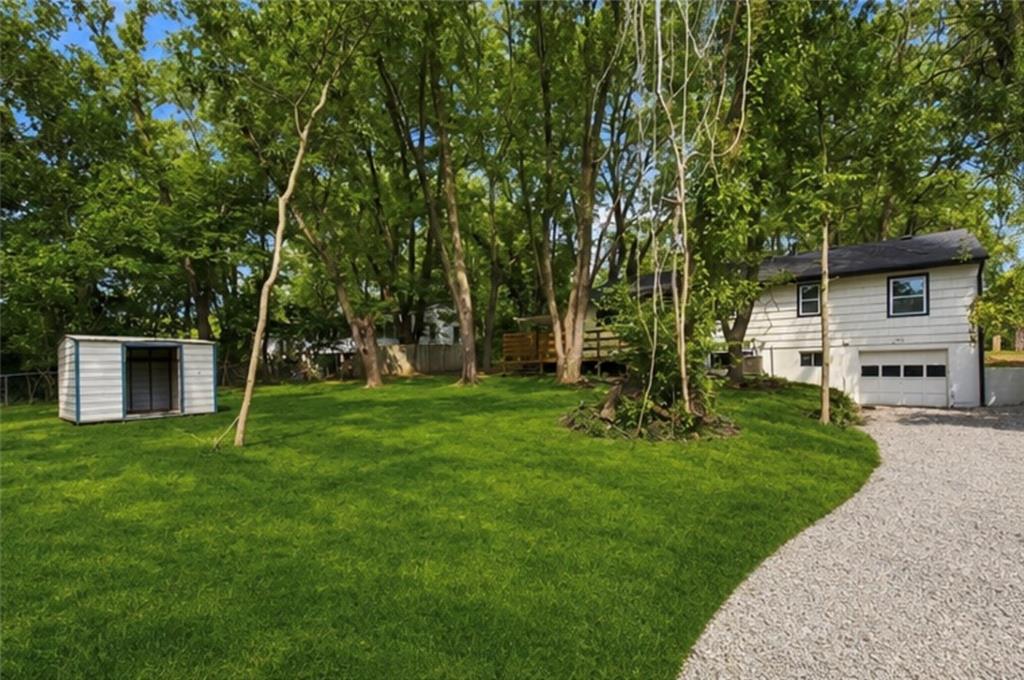 2nd image of 1724 S Trail Ridge Dr, Independence, MO 64050 | MLS# 2636954