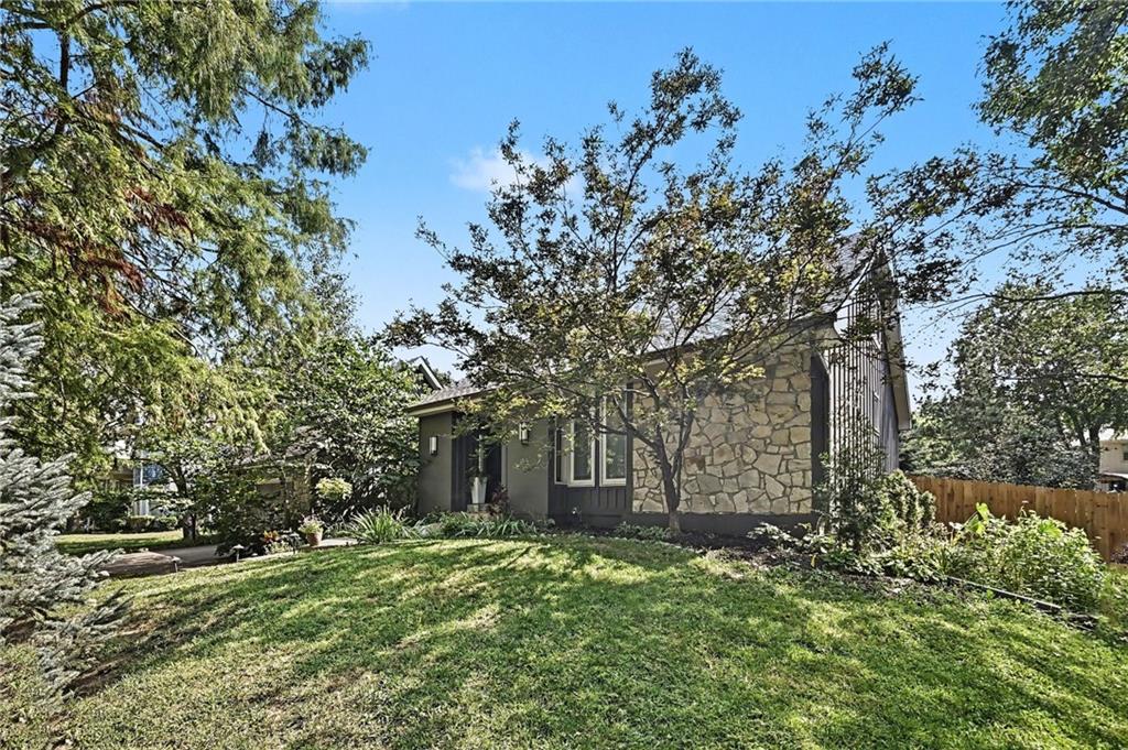 5th image of 4615 N Wyandotte St, Kansas City, MO 64116 | MLS# 2636961