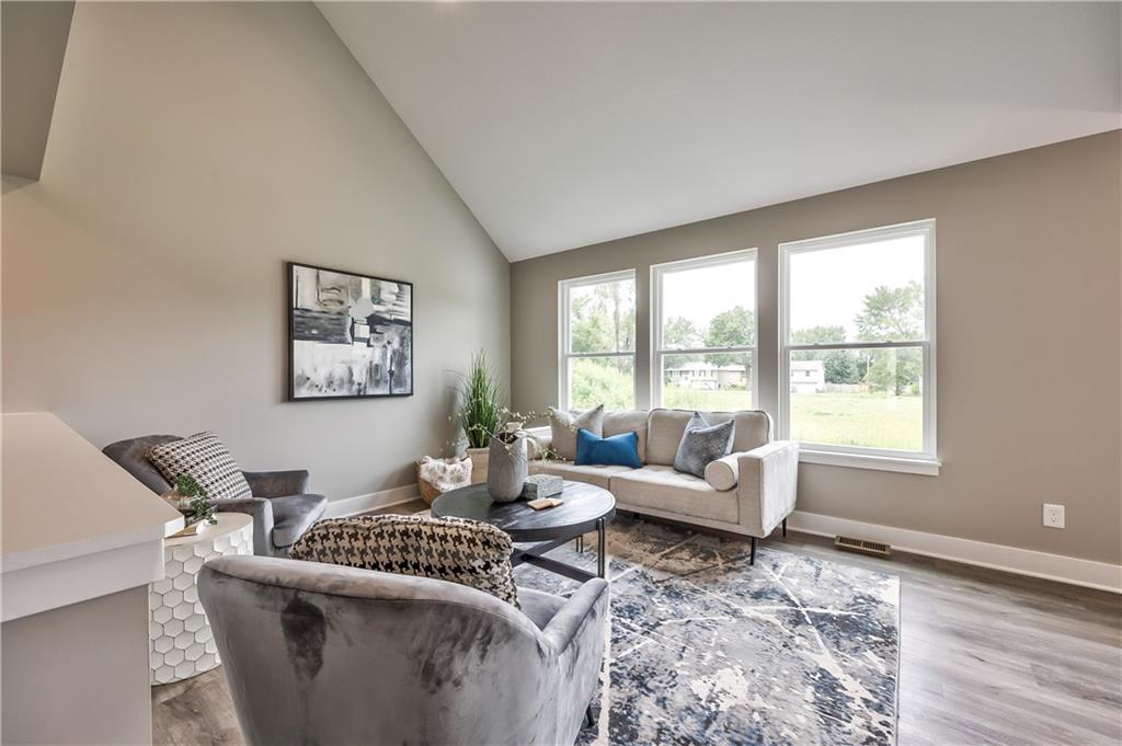 5th image of 306 N Franklin St, Spring Hill, KS 66083 | MLS# 2636986