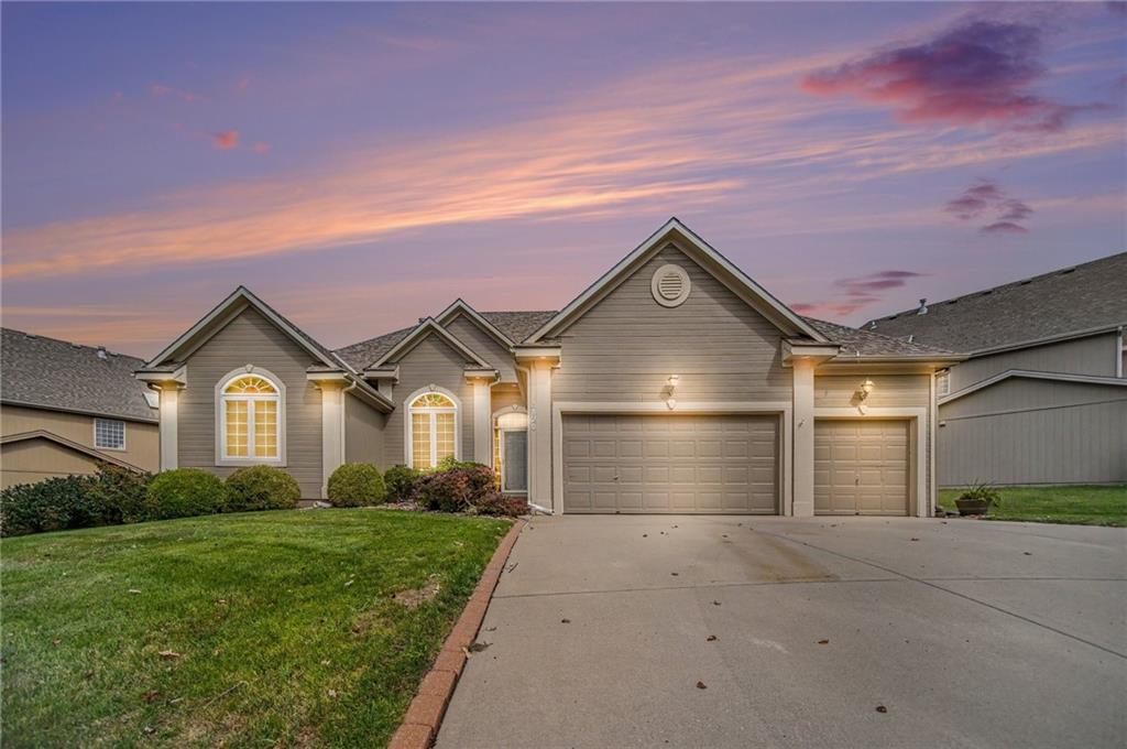 2nd image of 3120 Ne 90th Ter, Kansas City, MO 64156 | MLS# 2636989