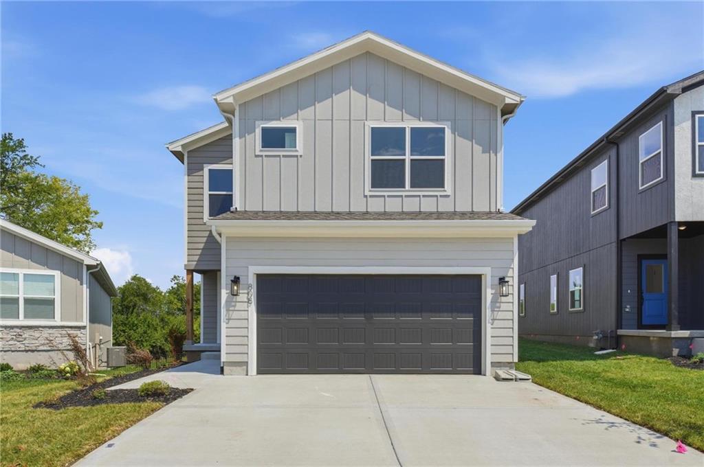 1st image of 808 Glenn Cir, Raymore, MO 64083 | MLS# 2636993
