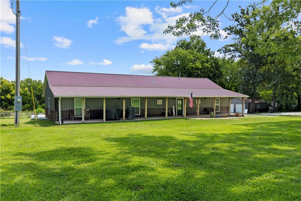 3rd image of 395 Nw 1101 Rd, Centerview, MO 64019 | MLS# 2637007