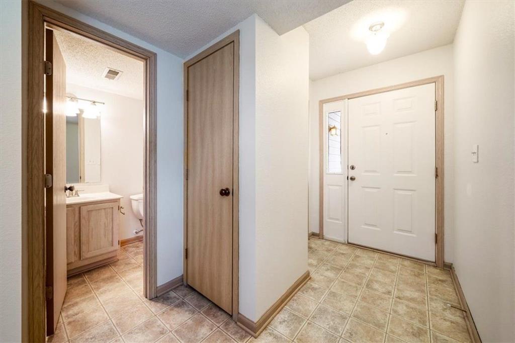 5th image of 5696 Nw Plantation Ln #174 A, Lee's Summit, MO 64064 | MLS# 2637010