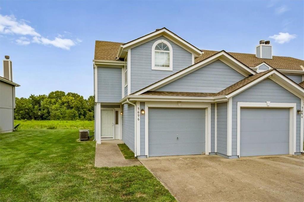 3rd image of 5696 Nw Plantation Ln #174 A, Lee's Summit, MO 64064 | MLS# 2637010
