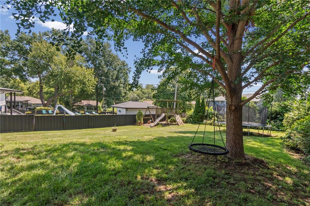 34th image of 413 Pershing Ave, Liberty, MO 64068 | MLS# 2637015