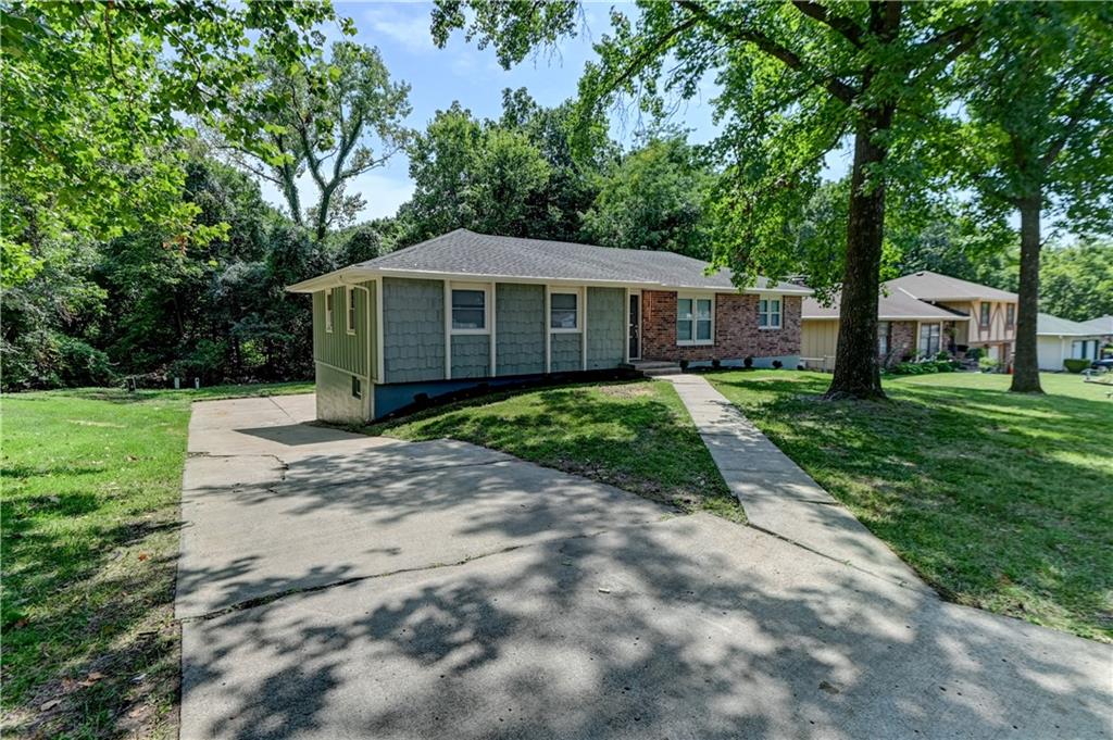 2nd image of 6213 Tauromee Ave, Kansas City, KS 66102 | MLS# 2637017