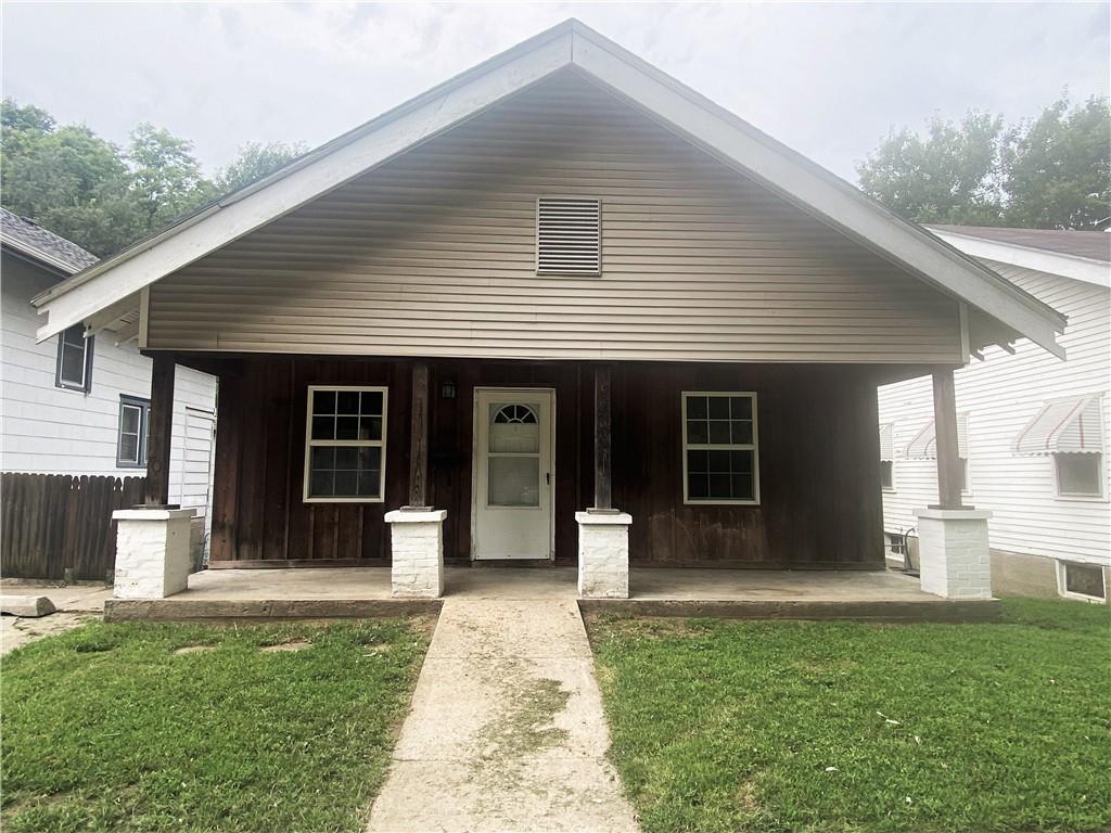 1st image of 3810 Terrace Ave, St Joseph, MO 64504 | MLS# 2637054
