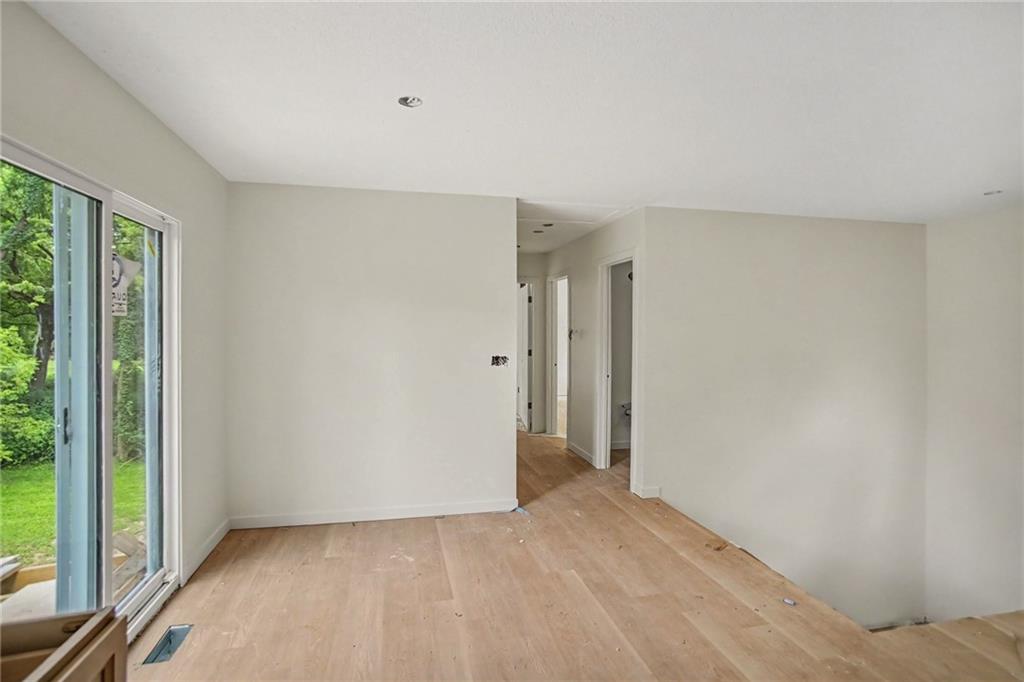 5th image of 3008 N 48Th Ter, Kansas City, KS 66104 | MLS# 2637102