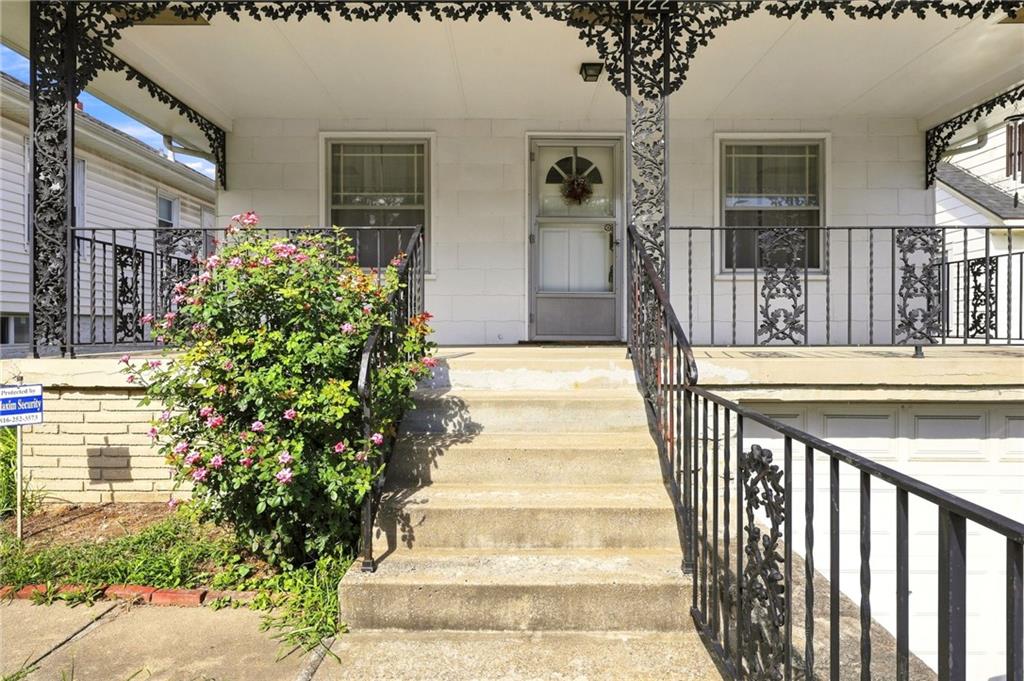 3rd image of 1222 Hardesty Ave, Kansas City, MO 64127 | MLS# 2637105