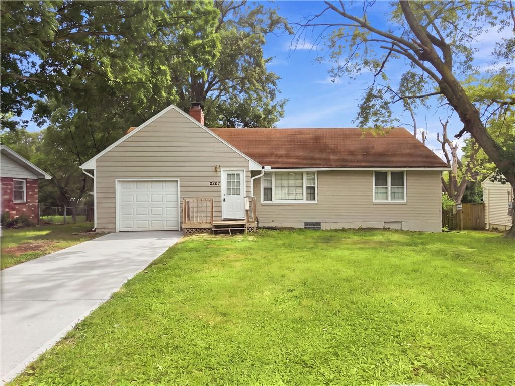 1st image of 2307 Ne 37Th Ter, Kansas City, MO 64116 | MLS# 2637108