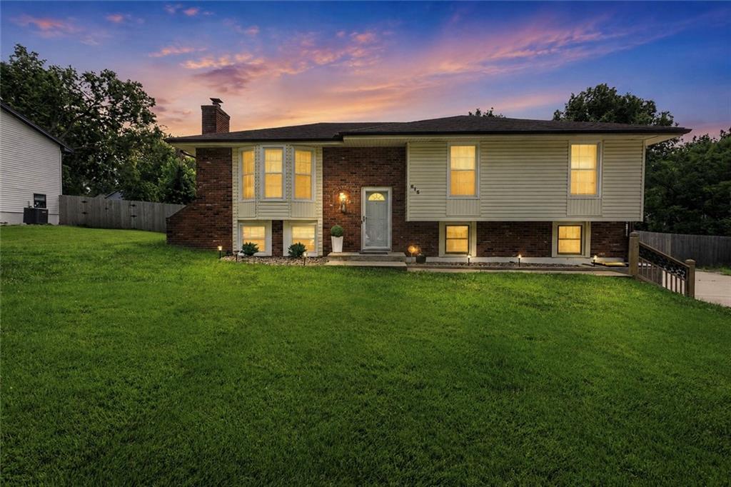 2nd image of 615 Ne 113th St, Kansas City, MO 64155 | MLS# 2637109
