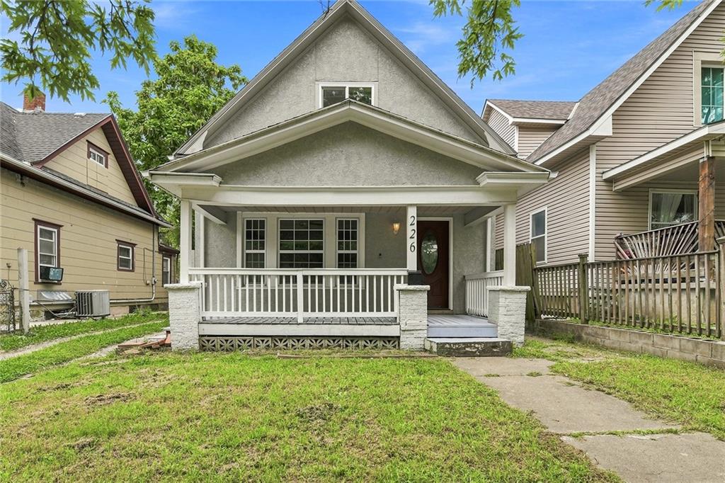 1st image of 226 S 11th St, Kansas City, KS 66102 | MLS# 2637138