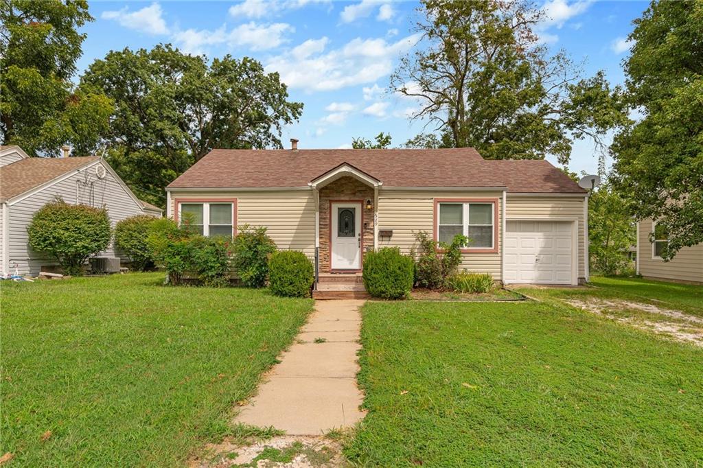 31st image of 329 E 12th St, Ottawa, KS 66067 | MLS# 2637139